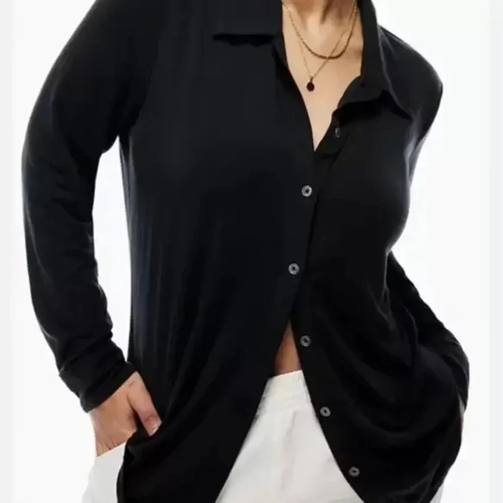 Aritzia Wilfred Free Button Black  Shirt